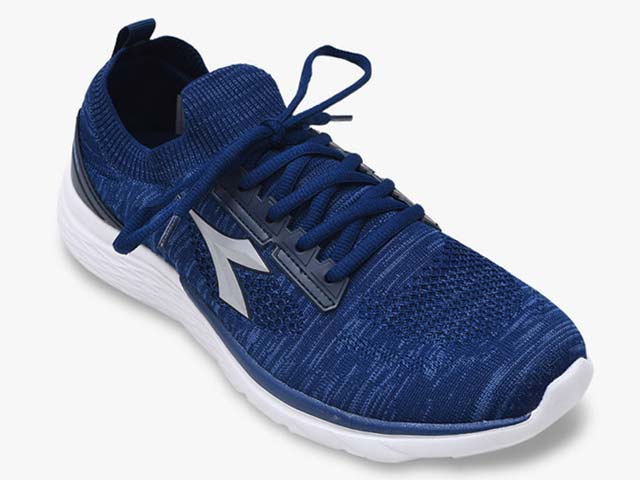 Sepatu diadora 2024 running biru