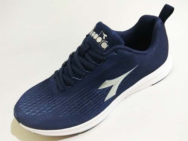  Sepatu  Running Diadora  Nereo Navy White Gudang Sport com